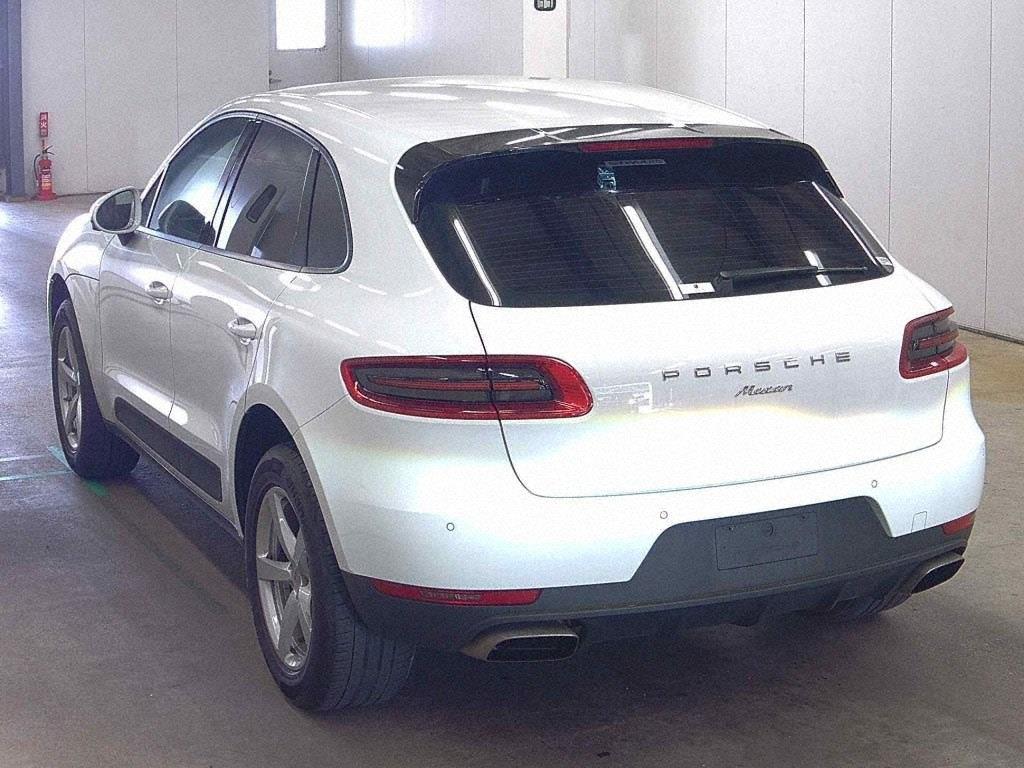 2017 Porsche Macan