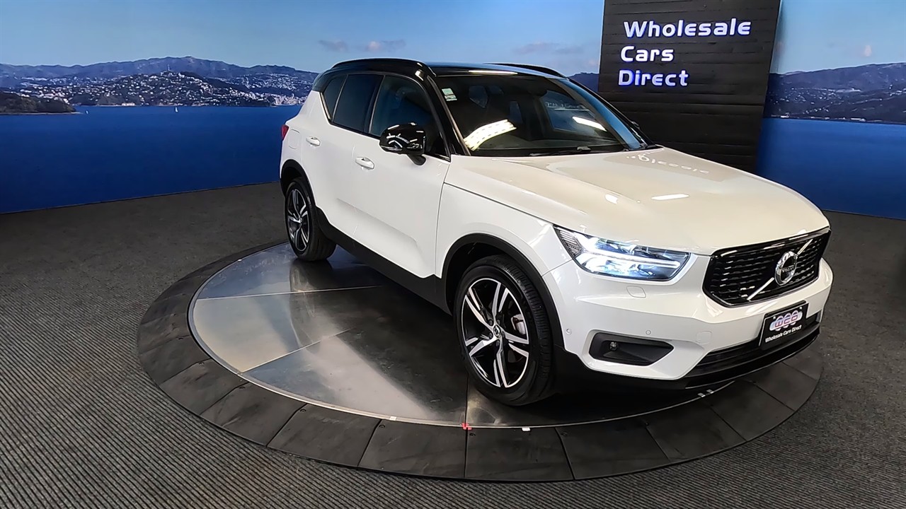 2021 Volvo XC40