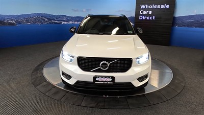 2021 Volvo XC40 - Thumbnail