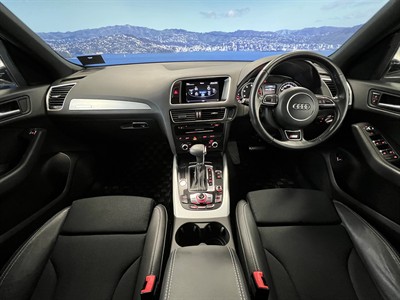 2017 Audi Q5 - Thumbnail