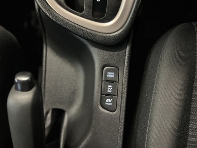 2022 Toyota Yaris - Thumbnail