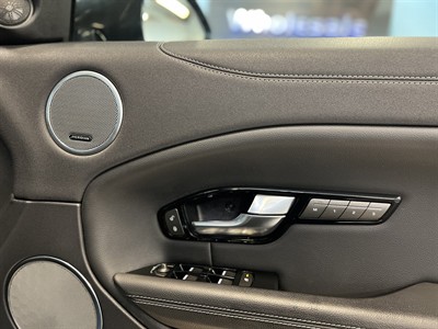 2018 Land Rover Range Rover Evoque - Thumbnail