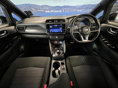 2022 Nissan Leaf - Thumbnail