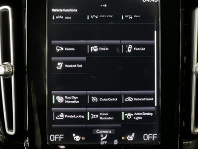 2019 Volvo XC40 - Thumbnail