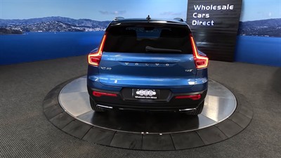 2019 Volvo XC40 - Thumbnail