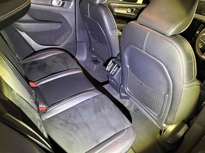 2020 Volvo XC40 - Thumbnail