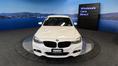 2018 BMW 320i - Thumbnail