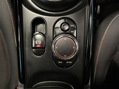 2017 Mini Clubman - Thumbnail
