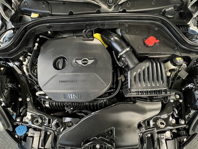 2017 BMW Mini - Thumbnail
