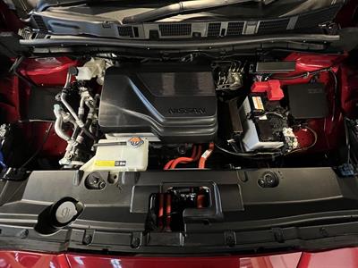 2022 Nissan Leaf - Thumbnail