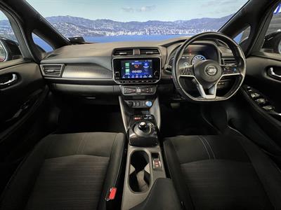 2020 Nissan Leaf - Thumbnail