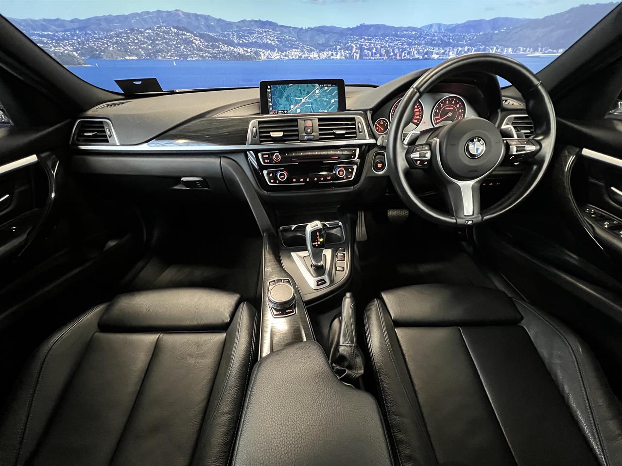2018 BMW 330e