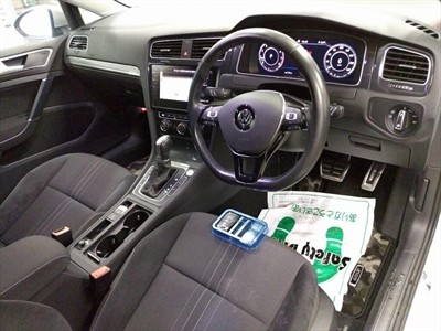 2019 Volkswagen Golf - Thumbnail