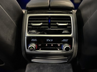 2016 BMW 750i - Thumbnail