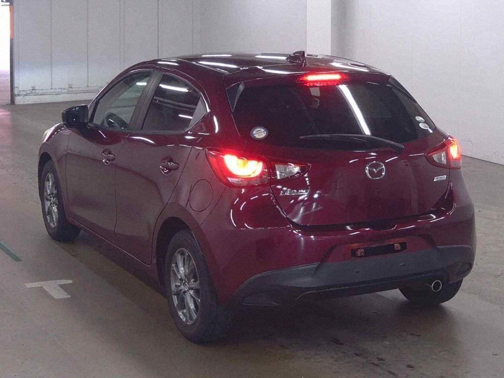 2017 Mazda Demio