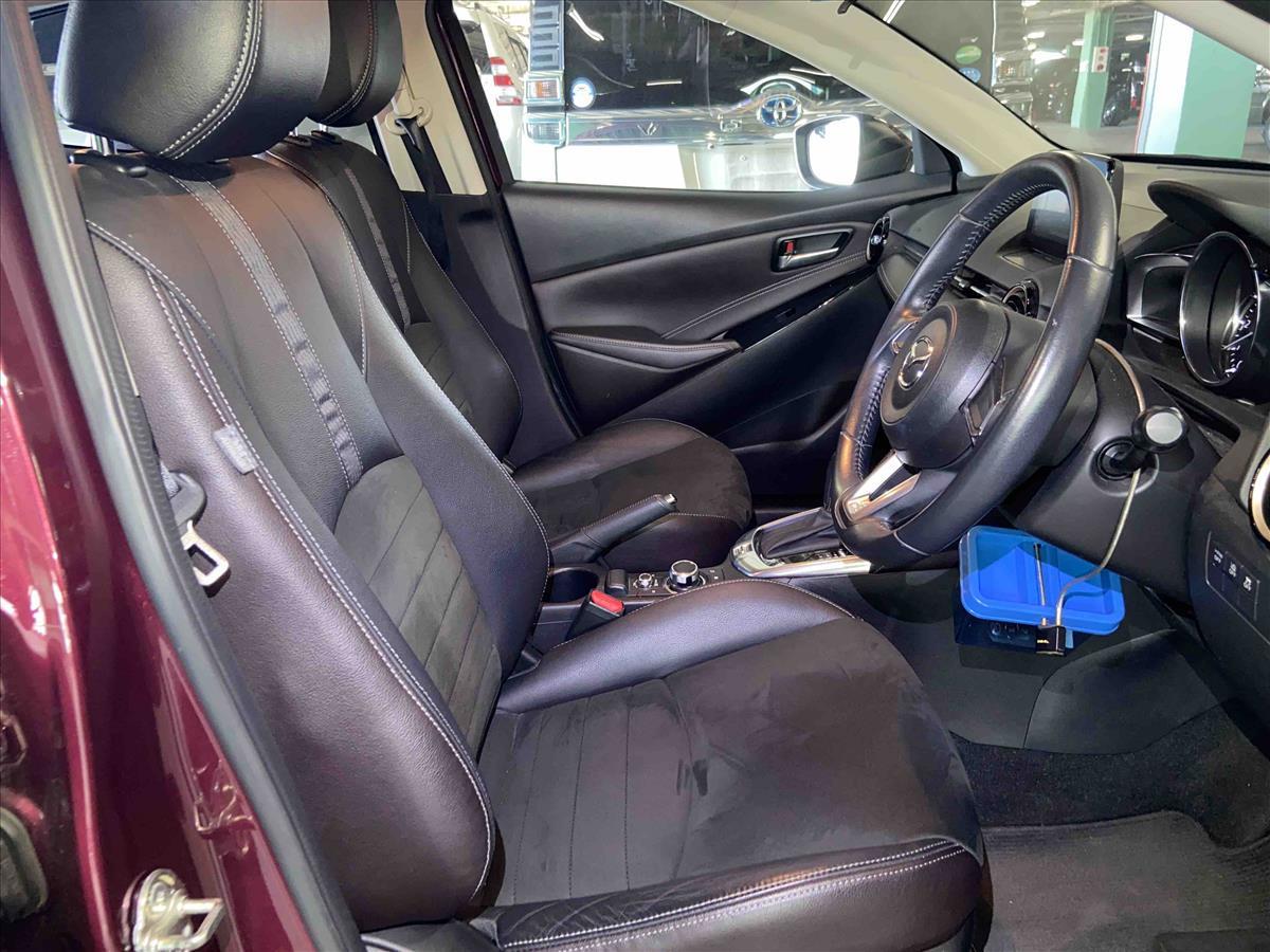 2017 Mazda Demio