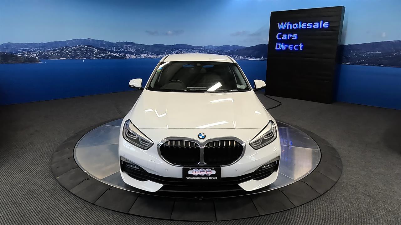 2019 BMW 118i