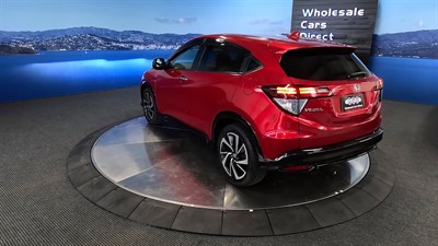 2017 Honda Vezel - Thumbnail