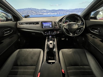 2017 Honda Vezel - Thumbnail