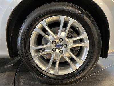 2013 Volvo XC60 - Thumbnail