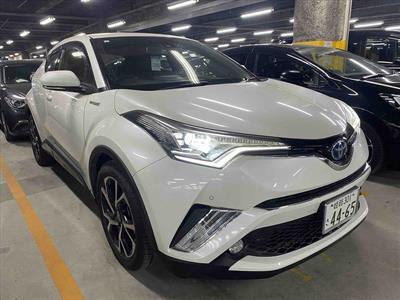 2017 Toyota C-HR - Thumbnail