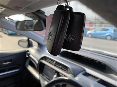 2017 Toyota Aqua - Thumbnail