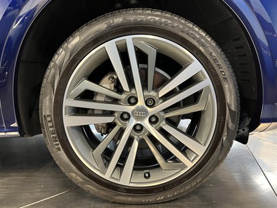 2018 Audi Q5 - Thumbnail