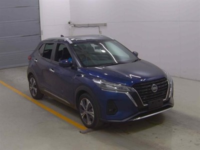 2023 Nissan Kicks - Thumbnail