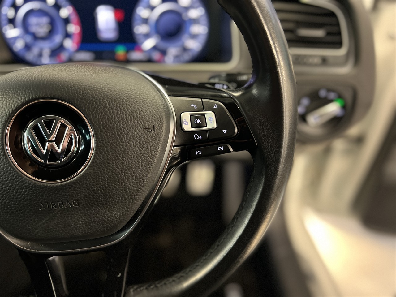 2017 Volkswagen Golf