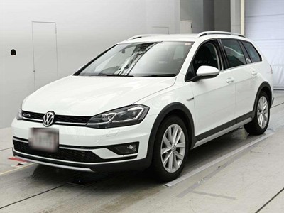 2017 Volkswagen Golf - Thumbnail