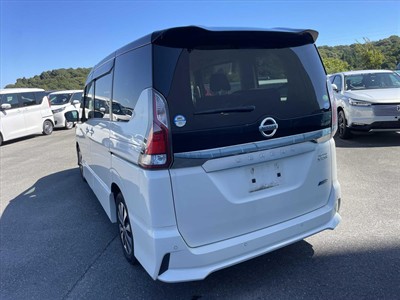 2018 Nissan Serena  - Thumbnail