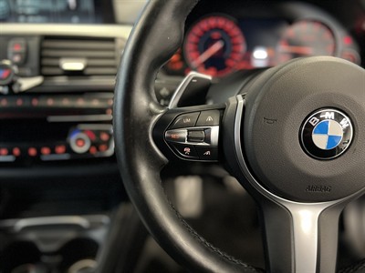 2018 BMW 320i - Thumbnail