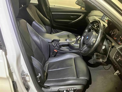 2018 BMW 320i - Thumbnail