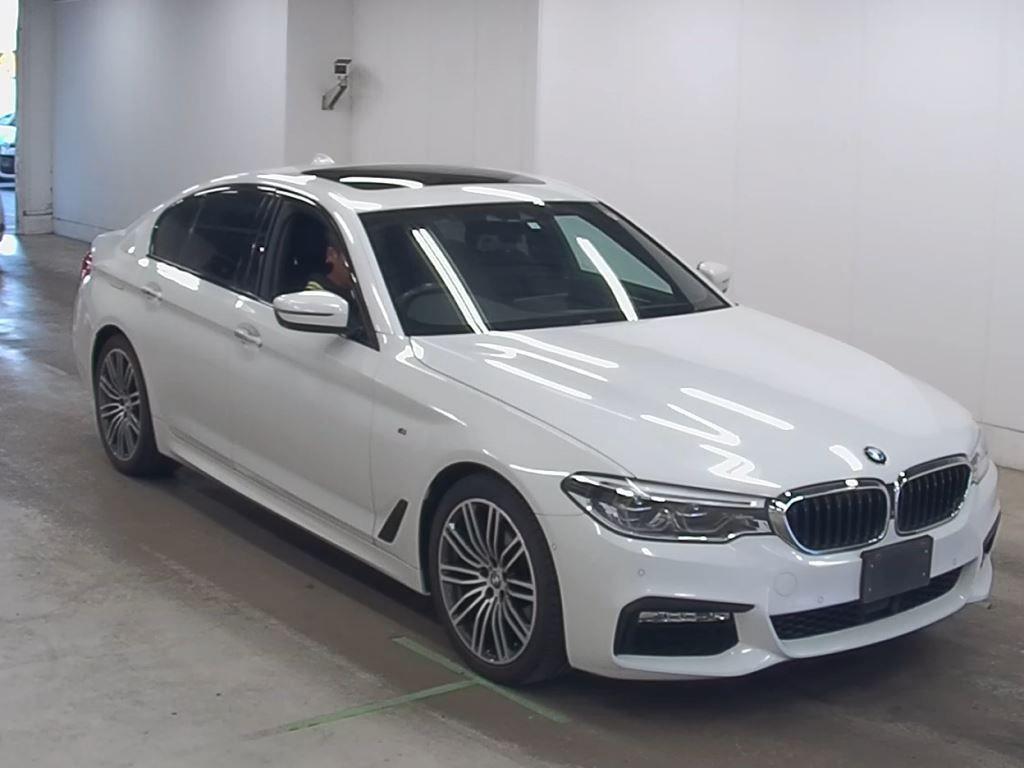 2018 BMW 523i