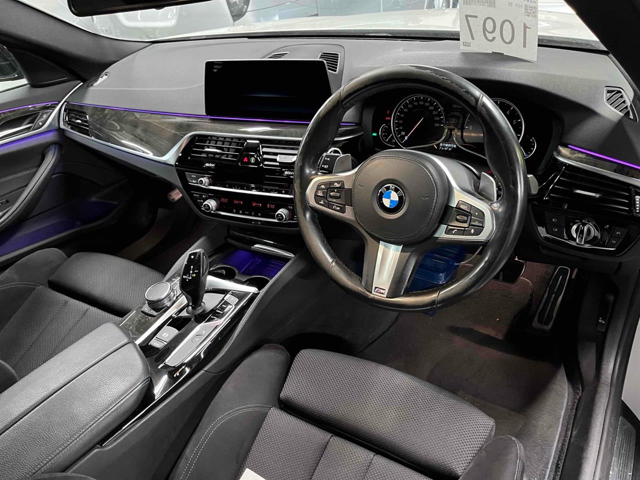 2018 BMW 523i