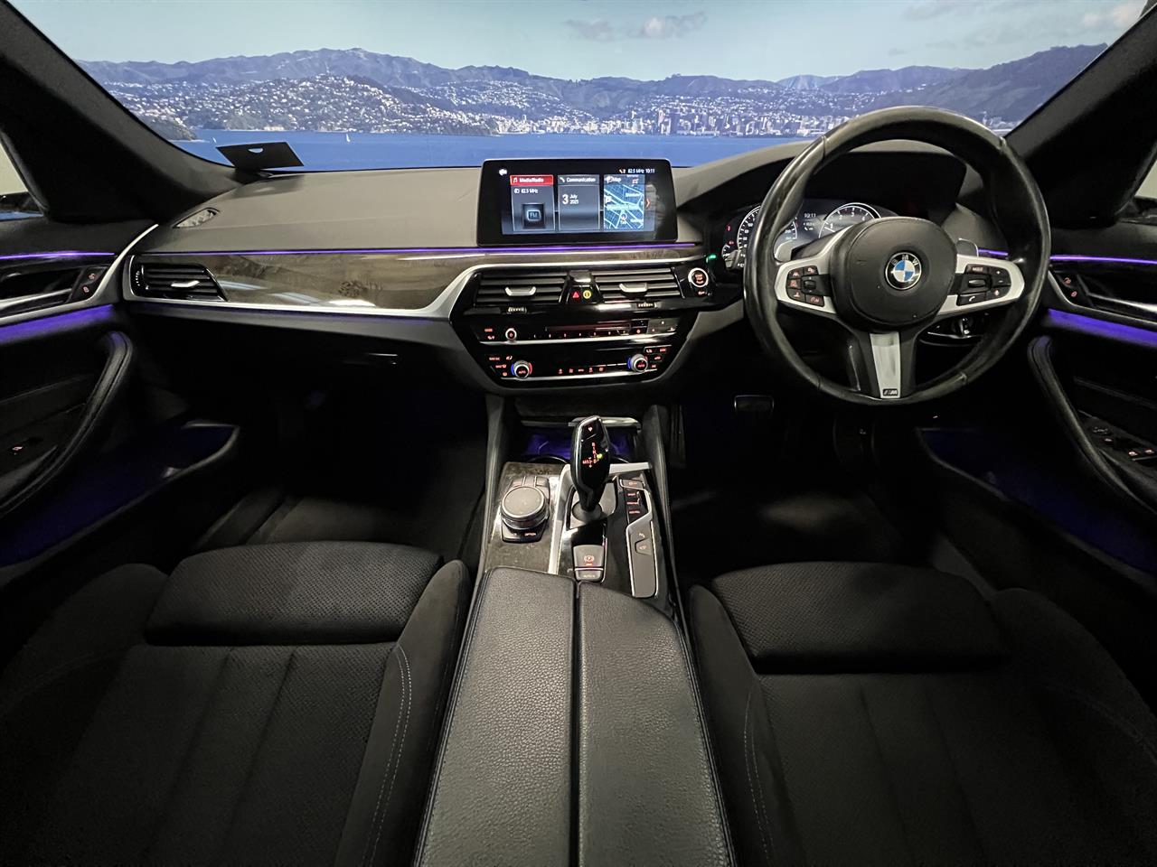 2018 BMW 523i