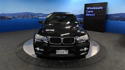 2010 BMW X6 - Thumbnail