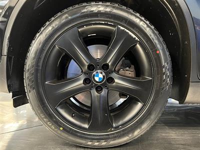 2010 BMW X6 - Thumbnail
