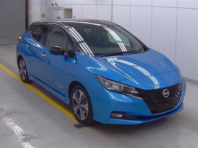 2022 Nissan Leaf - Thumbnail