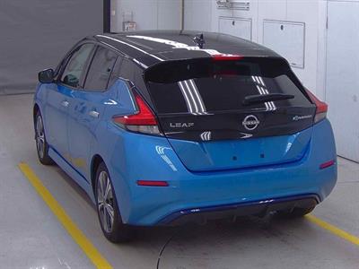 2022 Nissan Leaf - Thumbnail