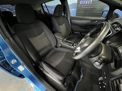 2022 Nissan Leaf - Thumbnail