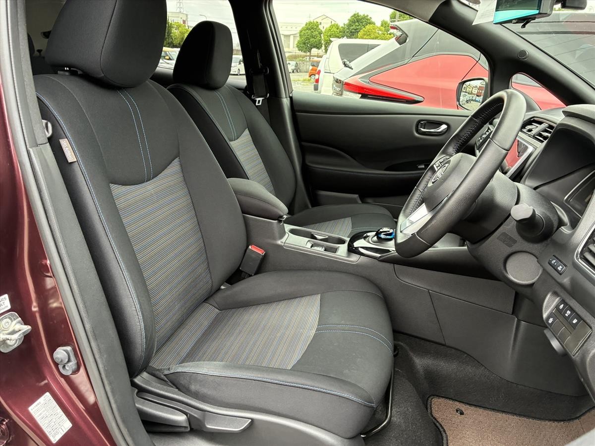 2022 Nissan Leaf