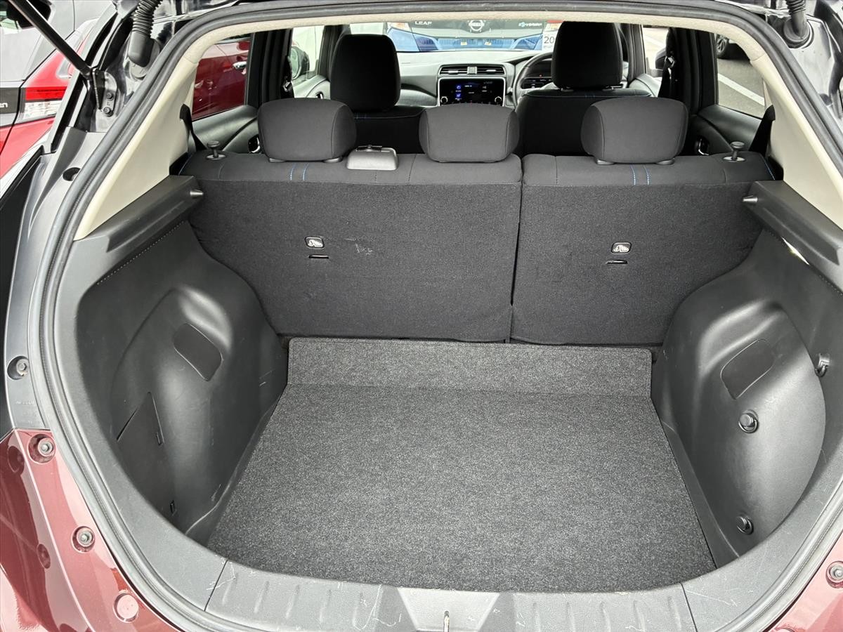 2022 Nissan Leaf