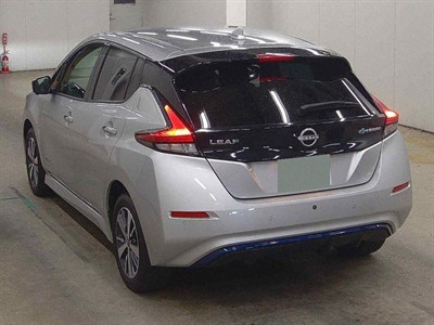 2022 Nissan Leaf - Thumbnail
