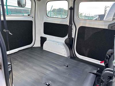 2020 Nissan NV200 - Thumbnail