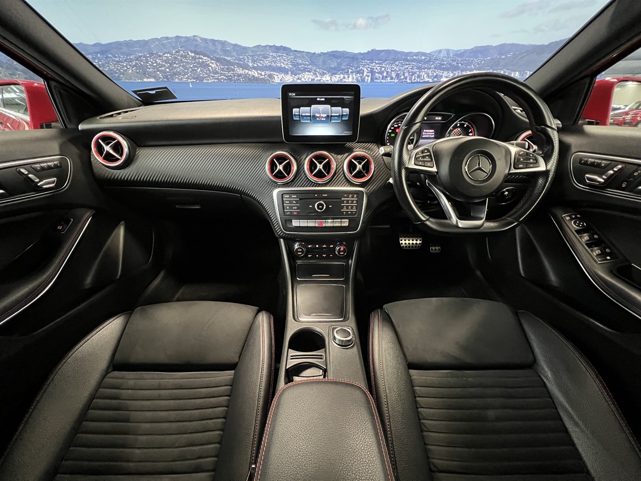 2018 Mercedes-Benz A 180