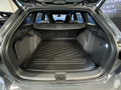 2022 Volkswagen Golf - Thumbnail