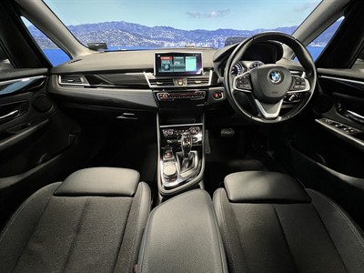 2018 BMW 218i - Thumbnail