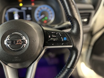 2020 Nissan Leaf - Thumbnail