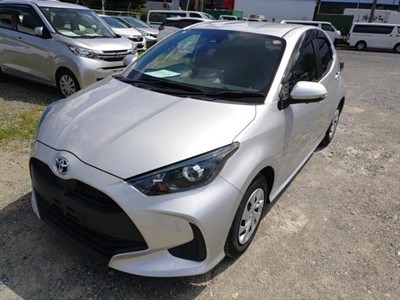 2020 Toyota Yaris - Thumbnail